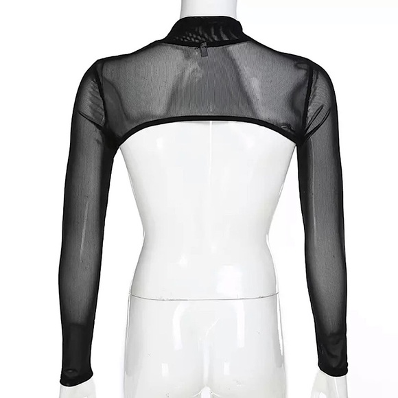 Black mesh metal buckle long sleeve crop top - Picture 9 of 16